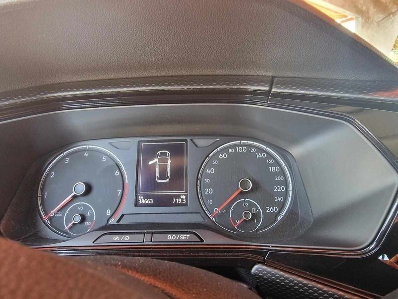 Usado VW T-Cross 90 HP (66 kW) 2021 Branco SUV