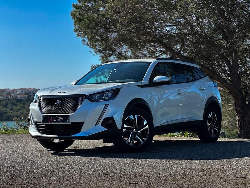 Branco Usado 2021 Peugeot 2008 Allure SUV | € 21.900 (Caro) - Imagem 1/4