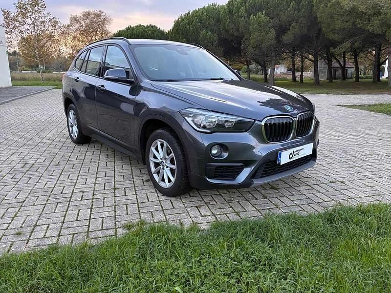 Usado BMW X1 116 HP (85 kW) 2019 Cinzento SUV