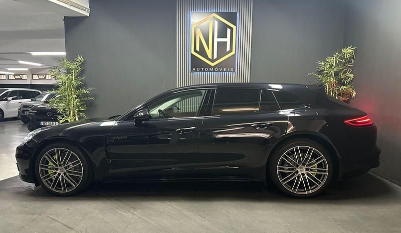 Usado Porsche Panamera 462 HP (339 kW) 2018 Preto Carrinha