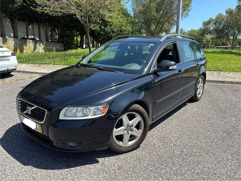 Usado 2009 Volvo V50 Carrinha | € 6.300 (Preço justo) - Imagem 1/4