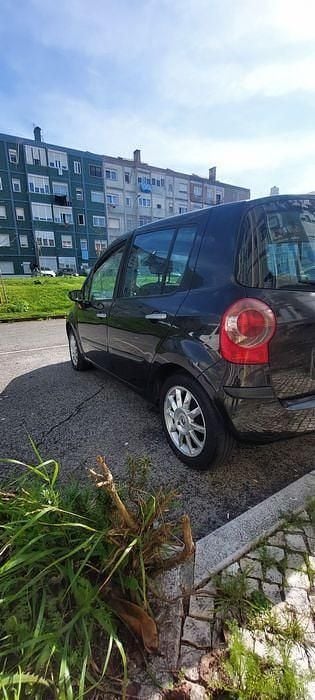 Usado Renault Modus 75 HP (55 kW) 2005 Monovolume