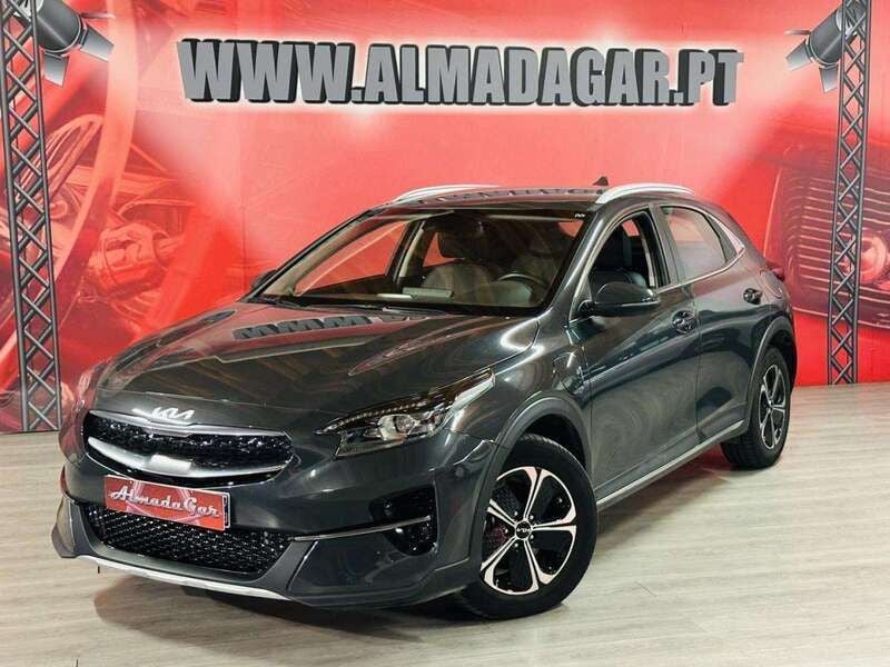 Cinzento Usado 2022 Kia XCeed SUV | € 22.750 (Preço justo) - Imagem 1/4