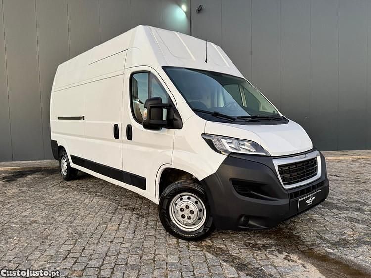 Branco Usado 2021 Peugeot Boxer Van | € 19.900 (Bom preço) - Imagem 1/1