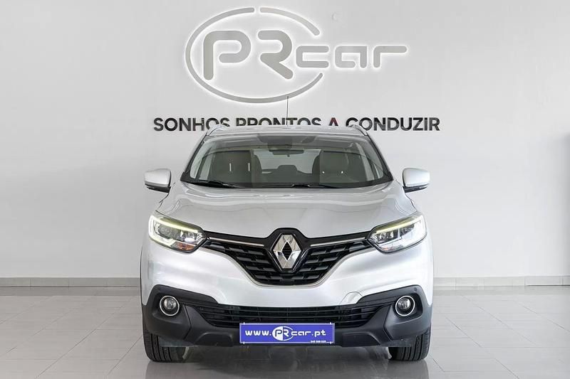 Usado Renault Kadjar LIMITED 115 HP (84 kW) 2018 Cinza prata SUV
