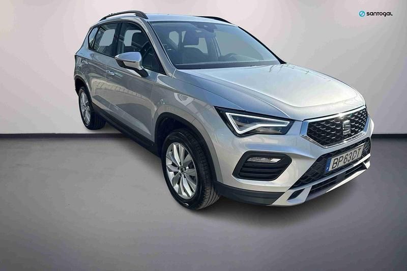 Cinzento Usado 2024 Seat Ateca Style SUV | € 34.990 (Caro) - Imagem 1/4