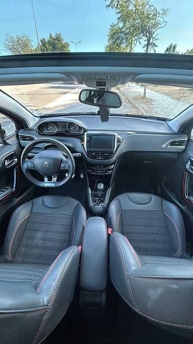 Usado 2019 Peugeot 208 GT-line Citadino | € 14.800 (Preço justo) - Imagem 1/4