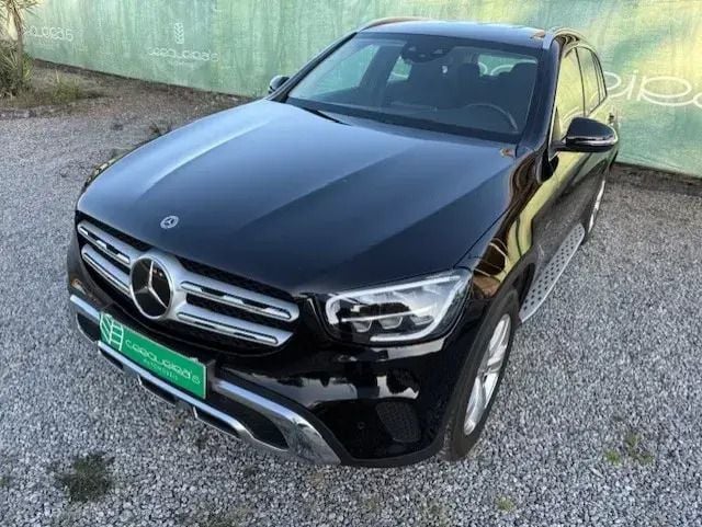 Preto Usado 2025 Mercedes GLC300e SUV | € 49.999 (Bom preço) - Imagem 1/4