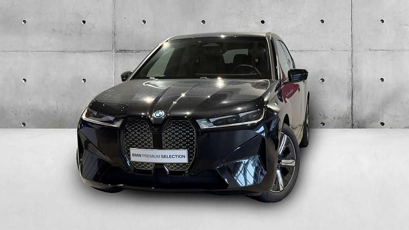 Preto sapphire metalizada Usado 2023 BMW iX SUV | € 51.946 (Caro) - Imagem 1/4