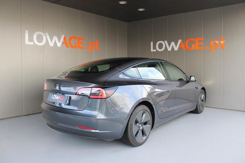 Usado Tesla Model 3 225 kW (306 HP) 2021 Cinzento Sedan