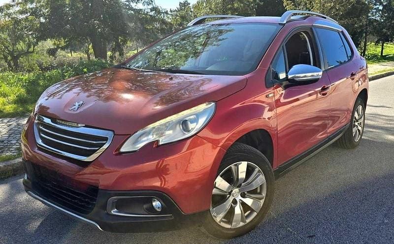Usado Peugeot 2008 82 HP (60 kW) 2015 Outra SUV