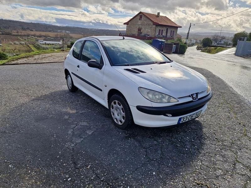 Usado Peugeot 206 90 HP (66 kW) 2007