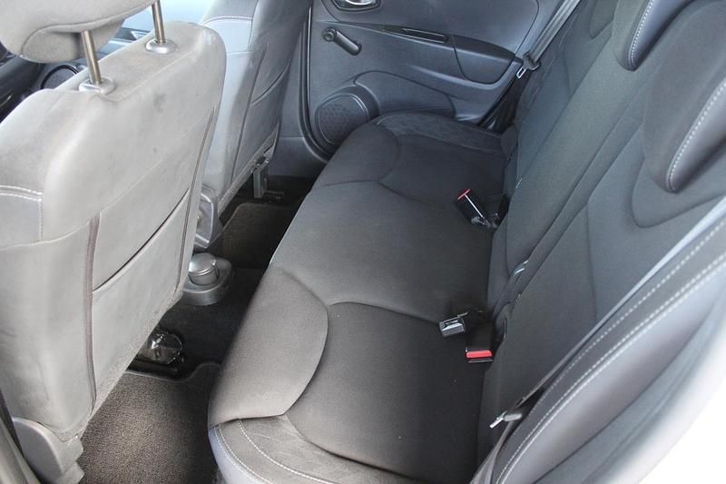 Usado Renault Clio V 90 HP (66 kW) 2020 Cinzento Carrinha