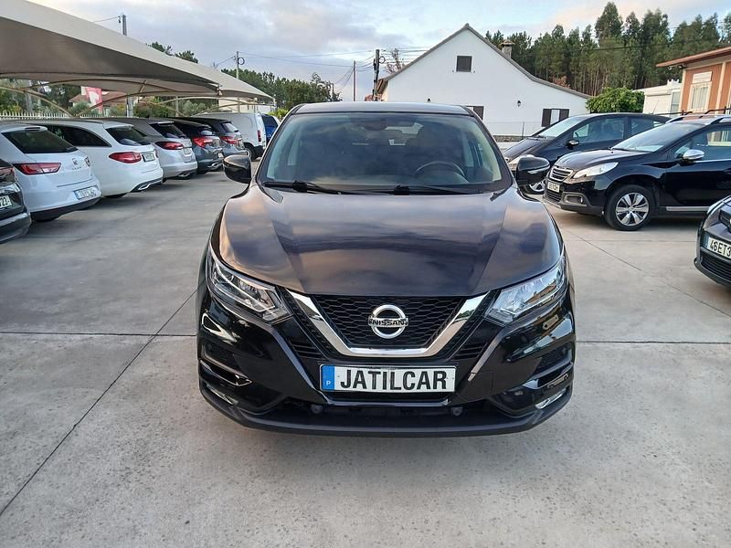 Preto Usado 2018 Nissan Qashqai SUV | € 17.800 (Preço justo) - Imagem 1/4