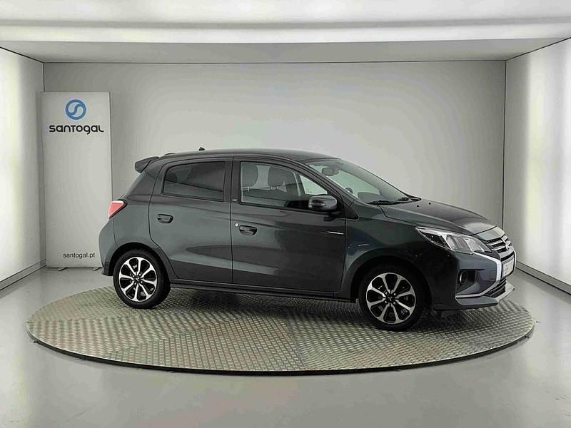 Cinzento Usado 2024 Mitsubishi Space Star | € 14.800 (Preço justo) - Imagem 1/4