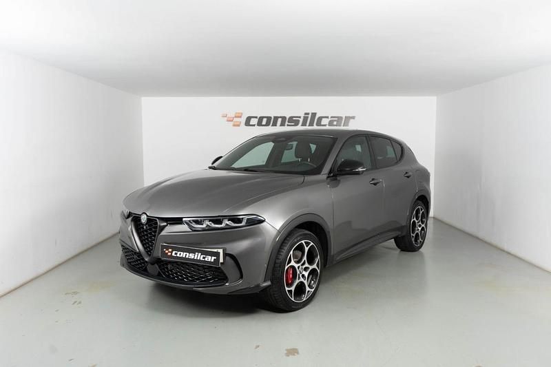 Cinza Usado 2023 Alfa Romeo Tonale Veloce SUV | € 33.890 (Preço justo) - Imagem 1/4
