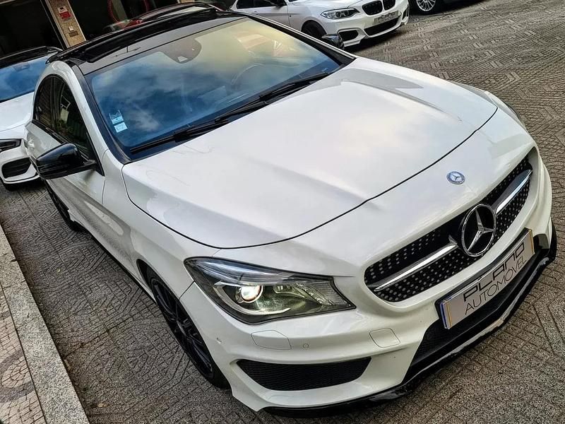 Usado Mercedes CLA220 AMG line 170 HP (125 kW) 2013 Branco Sedan