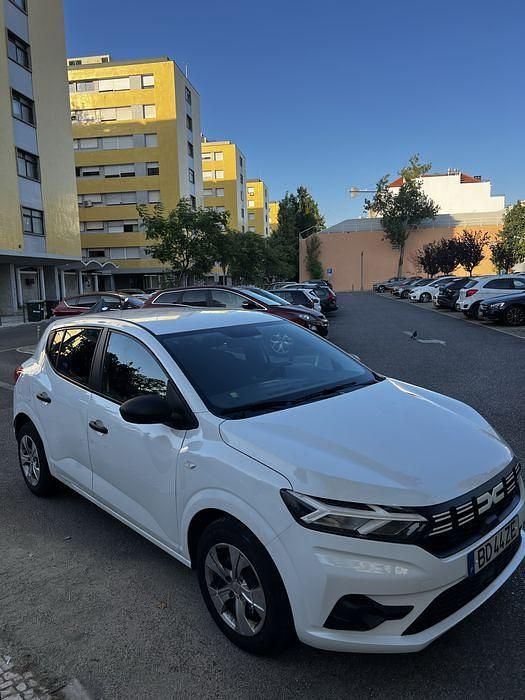 Usado 2023 Dacia Sandero Citadino | € 9.000 - Imagem 1/4
