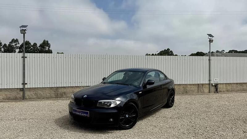 Preto Usado 2013 BMW 118 Coupé Coupé | € 14.000 (Super Preço) - Imagem 1/4
