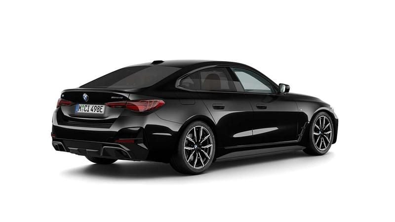 Novo BMW i4 Comfort Edition 250 kW (340 HP) 2026 Preto sapphire metalizada Sedan