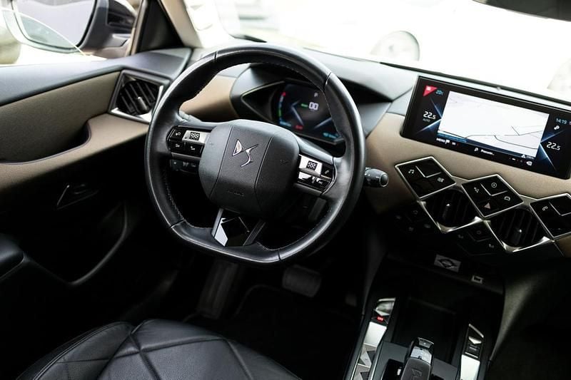 Usado DS Automobiles DS3 Crossback E-Tense 100 kW (136 HP) 2020 Antracite SUV