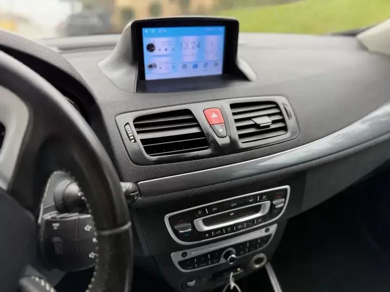 Usado Renault Mégane GT Line GT-Line 110 HP (80 kW) 2011 Preto Carrinha