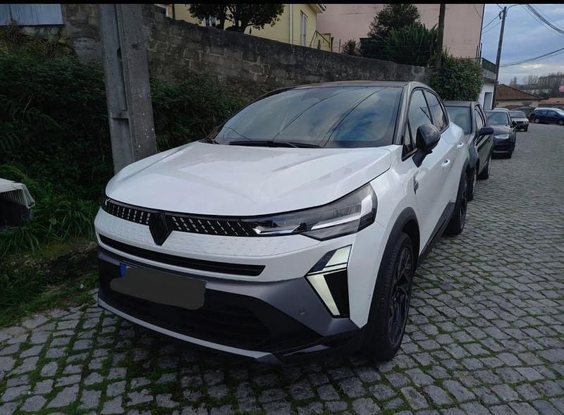 Usado Renault Captur Esprit Alpine 145 HP (106 kW) 2025 Branco SUV