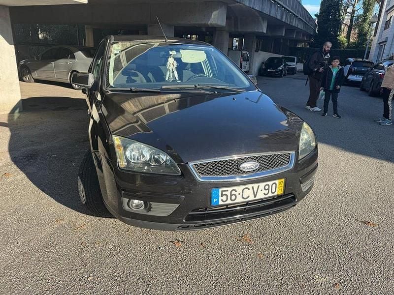 Usado 2007 Ford Focus Sedan | € 4.100 (Preço justo) - Imagem 1/4