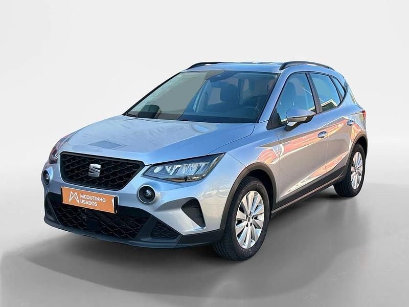 Cinza Usado 2023 Seat Arona Style SUV | € 16.990 (Preço justo) - Imagem 1/4