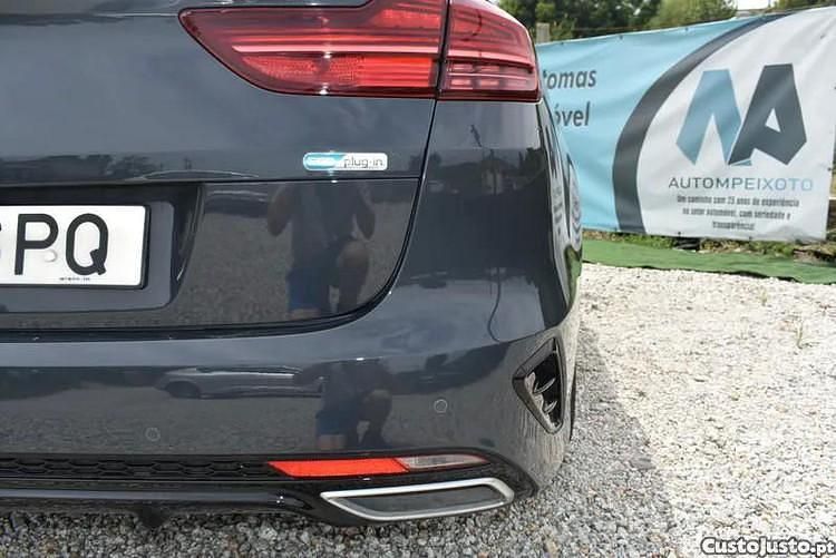 Branco Usado 2020 Kia Ceed Citadino | € 16.950 (Preço justo) - Imagem 1/1