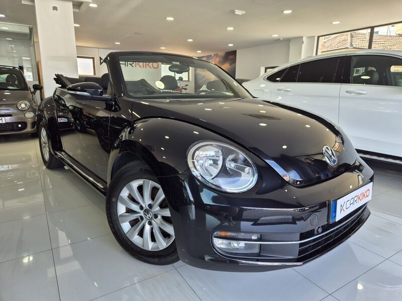 Preto Usado 2013 VW Beetle Design Citadino | € 14.990 (Preço justo) - Imagem 1/4