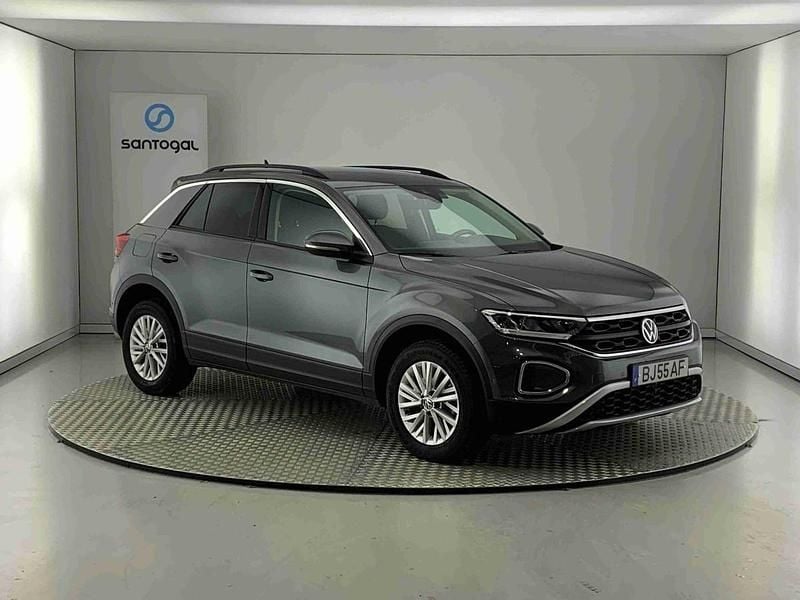 Cinzento Usado 2024 VW T-Roc SUV | € 23.490 (Preço justo) - Imagem 1/4