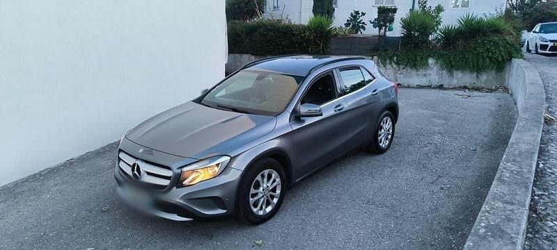 Usado 2014 Mercedes GLA200 SUV | € 15.000 - Imagem 1/4