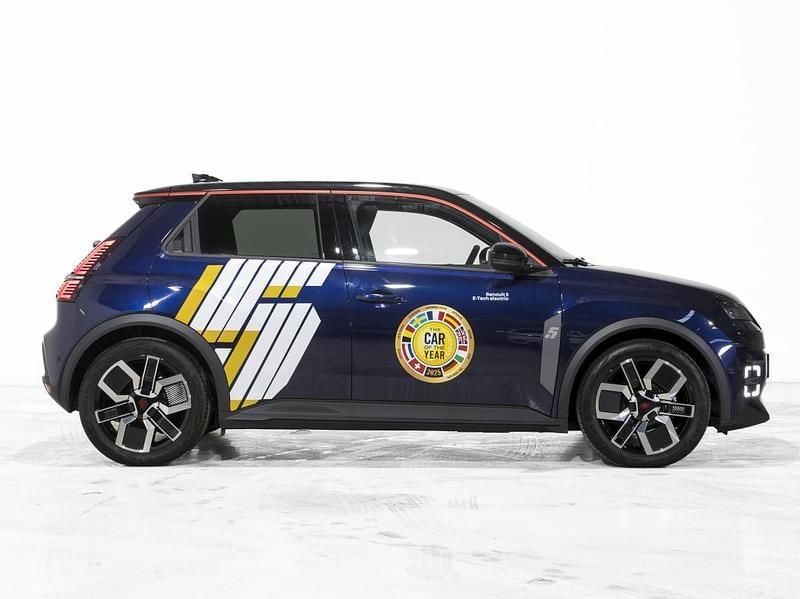 Usado Renault 5 E-Tech 110 kW (150 HP) 2025 Azul