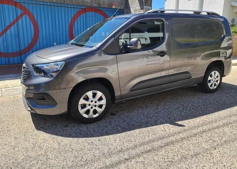Usado Opel Combo 102 HP (75 kW) 2020 Cinzento Carrinha