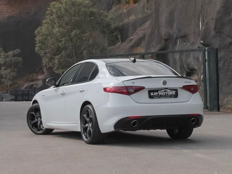 Usado Alfa Romeo Giulia Veloce 210 HP (154 kW) 2019 Branco Sedan