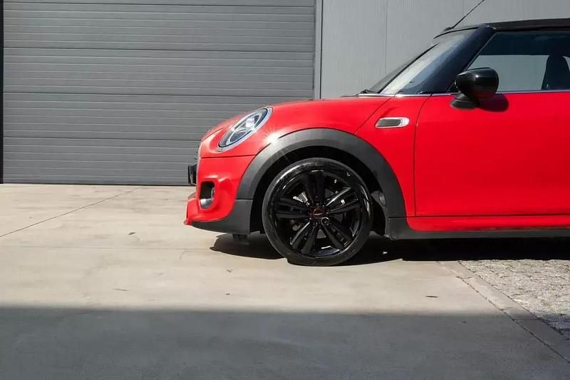 Usado Mini John Cooper Works Cabriolet Premium Plus 136 HP (100 kW) 2021 Vermelho Cabrios