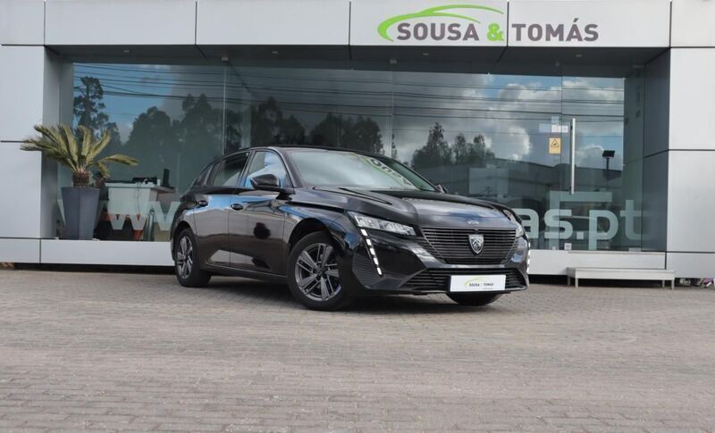 Preto Usado 2022 Peugeot 308 Active | € 18.900 (Preço justo) - Imagem 1/4