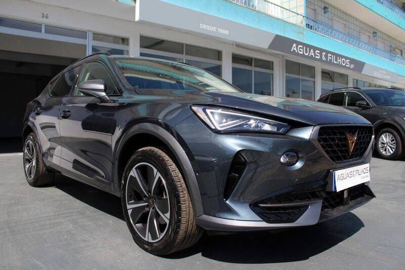 Cinzento (metalizado) Usado 2023 Cupra Formentor SUV | € 29.990 (Preço justo) - Imagem 1/4