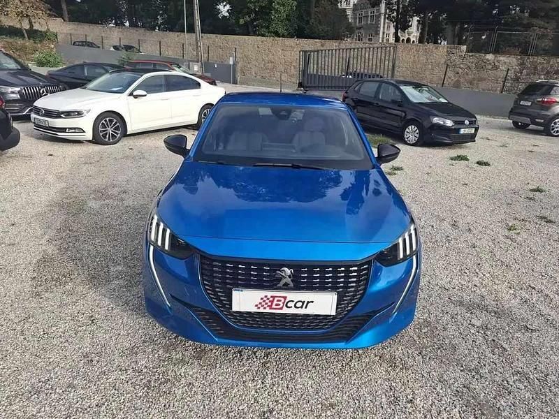 Usado Peugeot 208 GT-line 101 HP (74 kW) 2023 Azul Citadino