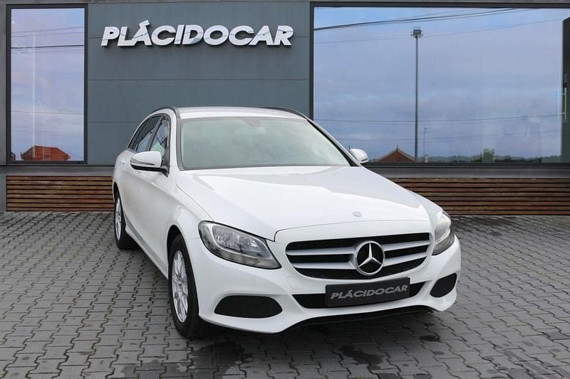 Branco Usado 2016 Mercedes C180 Carrinha | € 16.700 (Preço justo) - Imagem 1/4