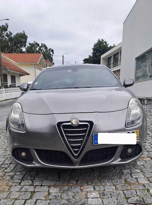 Usado 2011 Alfa Romeo Giulietta Sedan | € 7.000 (Preço justo) - Imagem 1/4