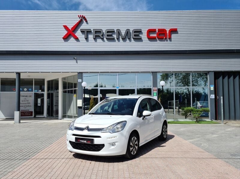 Branco Usado 2016 Citroën C3 Feel Citadino | € 11.750 (Preço justo) - Imagem 1/4