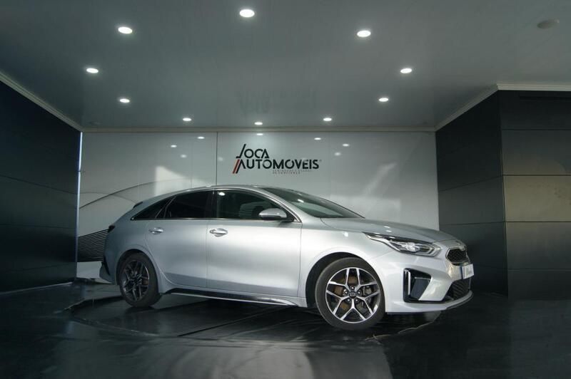 Cinzento Usado 2021 Kia ProCeed GT-Line Citadino | € 26.950 (Caro) - Imagem 1/4