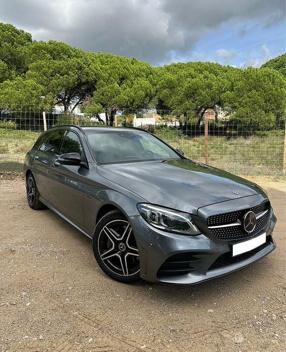 Usado 2020 Mercedes C300e AMG line | € 25.990 (Preço justo) - Imagem 1/4