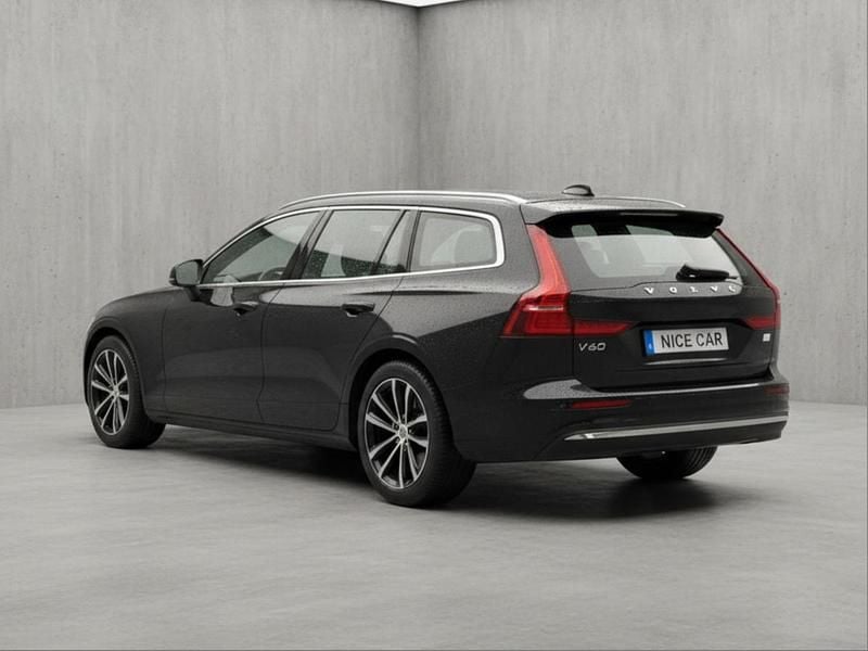Usado Volvo V60 350 HP (257 kW) 2023 Preto Carrinha