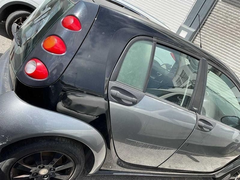 Usado 2004 Smart ForFour Sedan | € 1.200 - Imagem 1/4