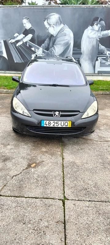 Preto Usado 2003 Peugeot 307 Carrinha | € 1.700 (Bom preço) - Imagem 1/4