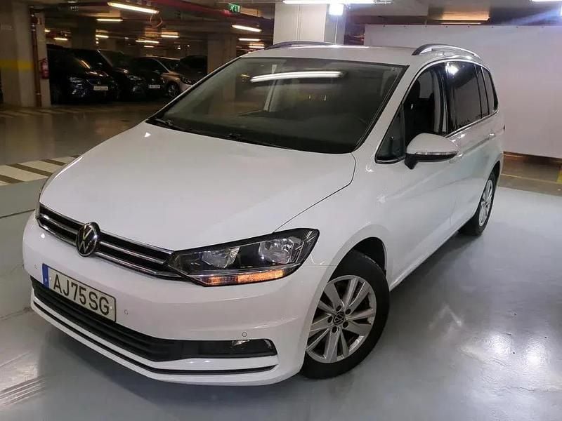 Branco Usado 2021 VW Touran Monovolume | € 27.490 (Preço justo) - Imagem 1/4