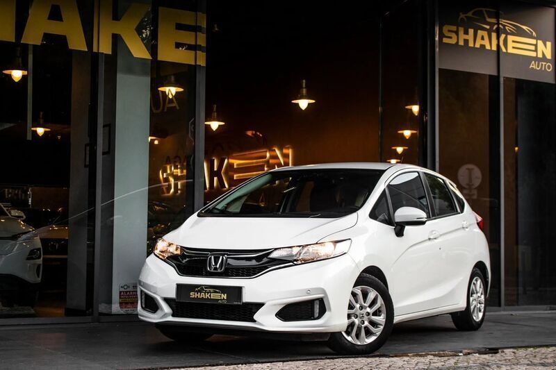 Branco Usado 2018 Honda Jazz Comfort Citadino | € 14.990 (Preço elevado) - Imagem 1/4